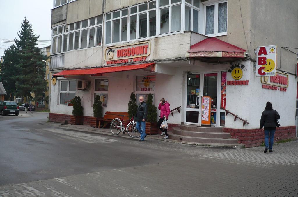 Kiraly Apartman Георгени Экстерьер фото